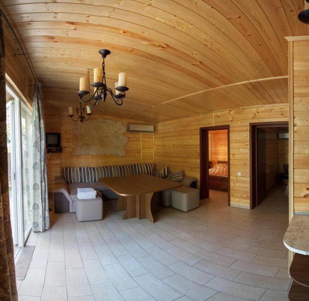 Marco Polo Hotel Ulʼyanovka Eksteriør bilde