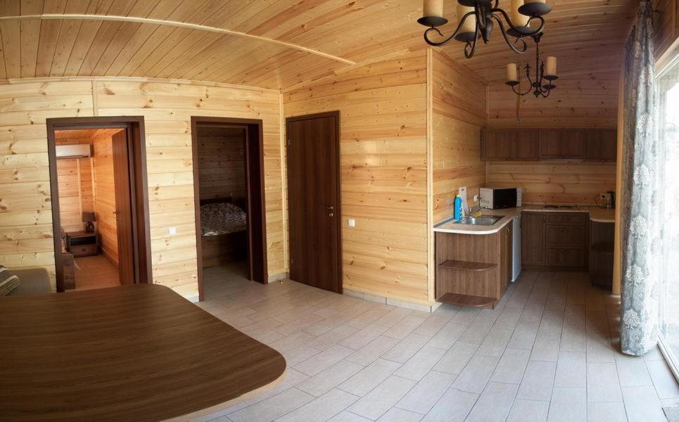 Marco Polo Hotel Ulʼyanovka Rom bilde